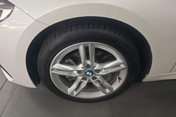 Used BMW 1 Series 2019 118i M Sport Package Left Front Wheel Hub