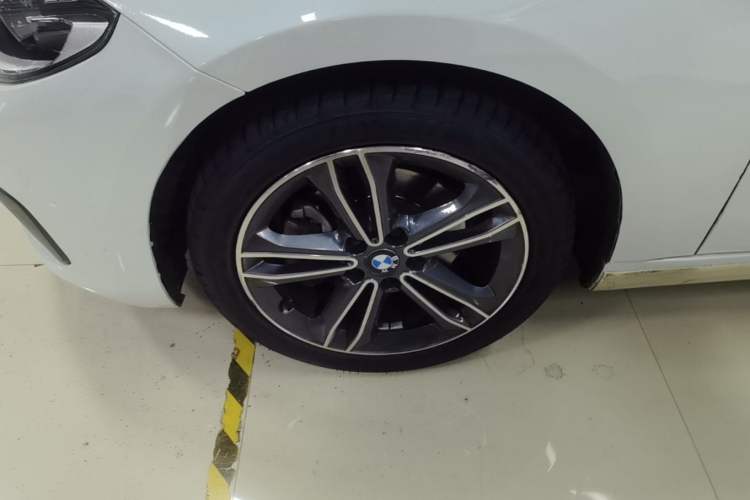 Used BMW 1 Series 2019 118i Fashion Model Left Front Wheel Hub