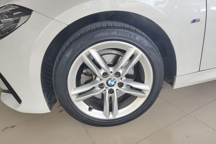 Used BMW 1 Series 2019 118i M Sport Package Left Front Wheel Hub