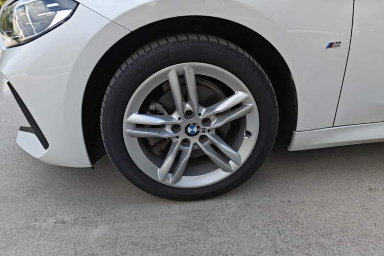 Used BMW 1 Series 2019 118i M Sport Package Left Front Wheel Hub