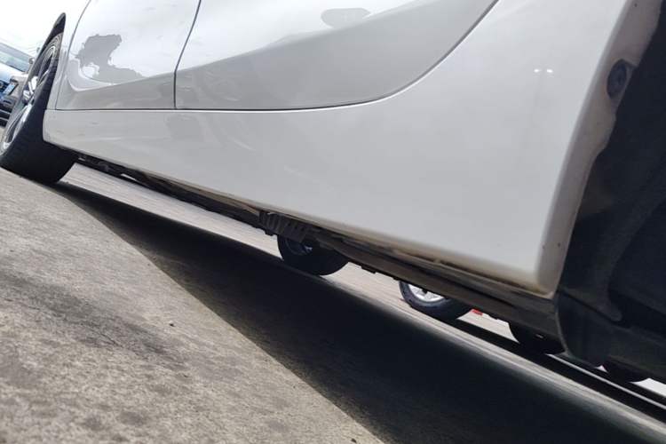 Used BMW 1 Series 2019 118i Fashion Model Left Side Sill