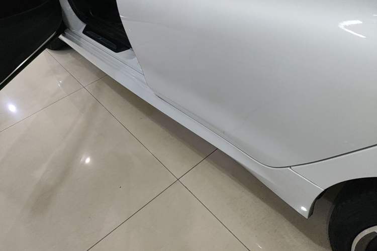 Used BMW 1 Series 2019 120i Leading Model M Sport Package Left Side Sill