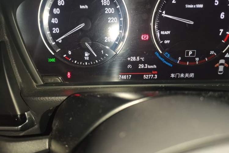 Used BMW 1 Series 2019 118i M Sport Package Odometer Close Up
