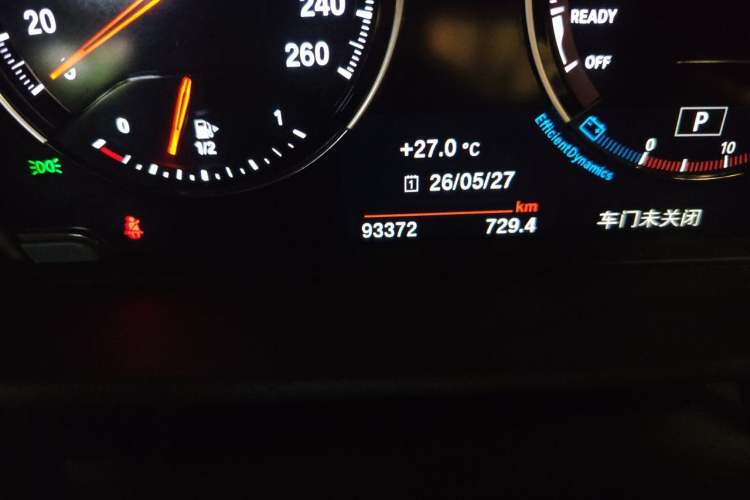 Used BMW 1 Series 2019 118i M Sport Package Odometer Close Up