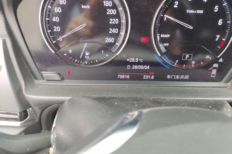 Used BMW 1 Series 2019 118i Fashion Model Odometer Close Up
