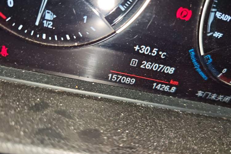 Used BMW 1 Series 2019 118i Fashion Model Odometer Close Up