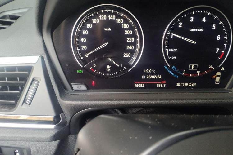 Used BMW 1 Series 2019 118i M Sport Package Odometer Close Up