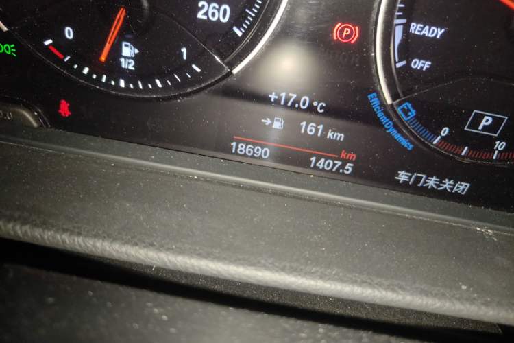 Used BMW 1 Series 2019 118i Fashion Model Odometer Close Up