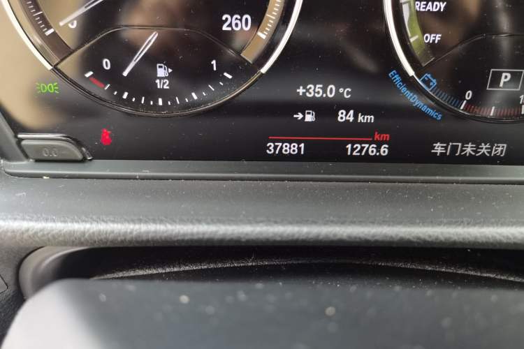 Used BMW 1 Series 2019 118i M Sport Package Odometer Close Up
