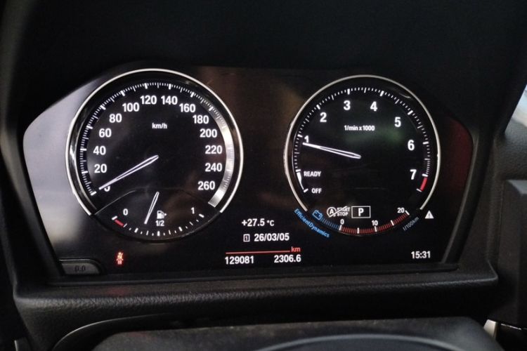 Used BMW 1 Series 2019 118i M Sport Package Odometer Close Up