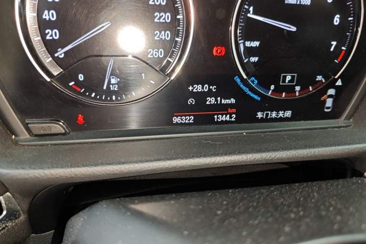 Used BMW 1 Series 2019 118i M Sport Package Odometer Close Up