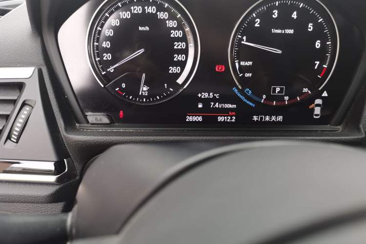 Used BMW 1 Series 2019 118i Fashion Model Odometer Close Up