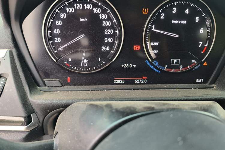 Used BMW 1 Series 2019 118i M Sport Package Odometer Close Up