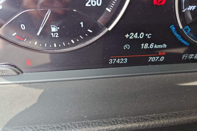 Used BMW 1 Series 2019 118i M Sport Package Odometer Close Up