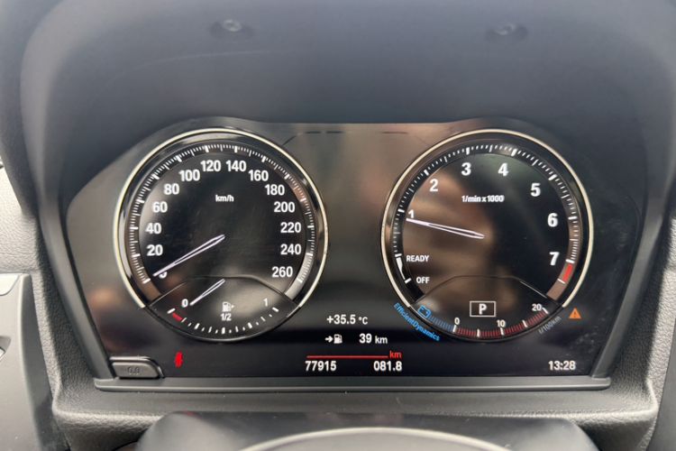 Used BMW 1 Series 2019 118i M Sport Package Odometer Close Up