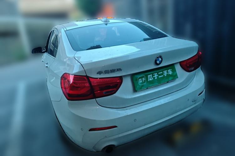 Used BMW 1 Series 2019 118i Fashion Model Rear Left 45 Deg