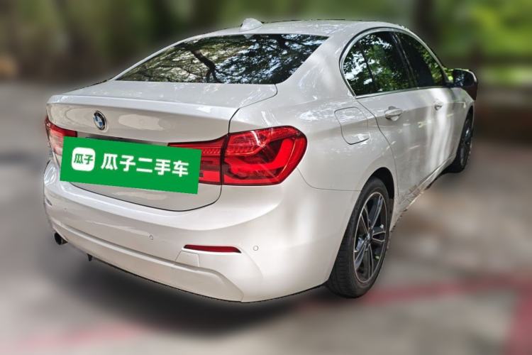 Used BMW 1 Series 2019 118i Fashion Model Rear Right 45 Deg
