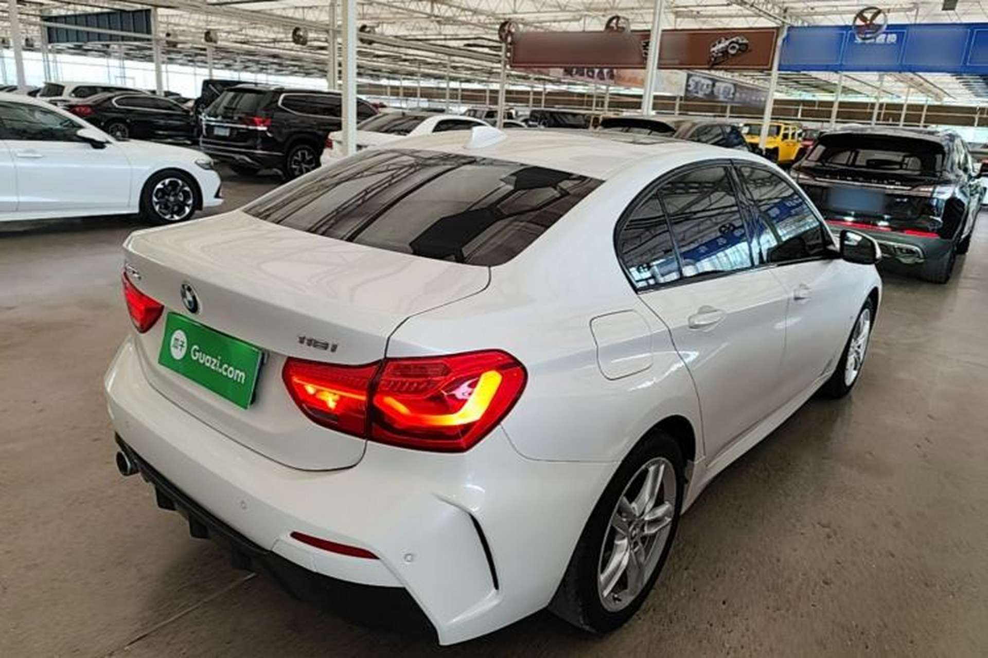 Used BMW 1 Series 2019 118i M Sport Package Rear Right 45 Deg