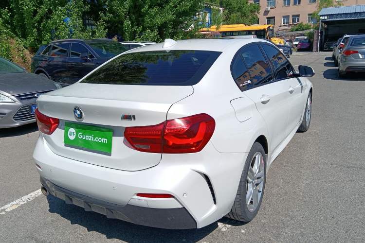 Used BMW 1 Series 2019 118i M Sport Package Rear Right 45 Deg