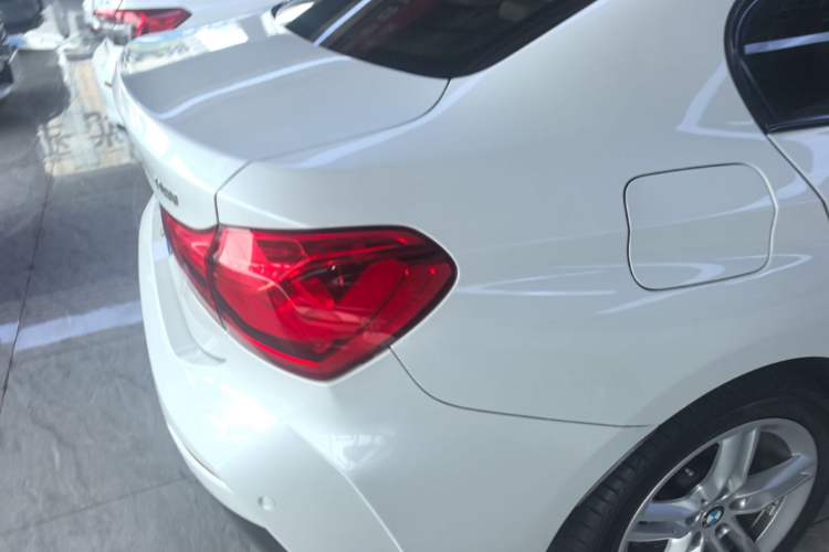 Used BMW 1 Series 2019 118i M Sport Package Rear Right 45 Deg