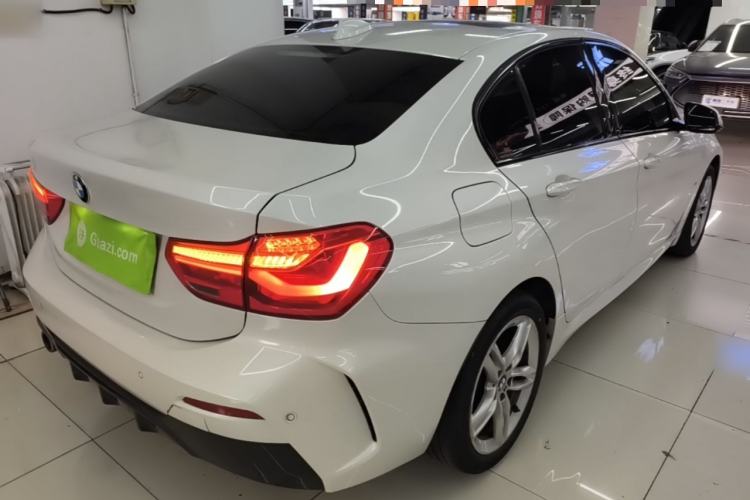 Used BMW 1 Series 2019 118i M Sport Package Rear Right 45 Deg