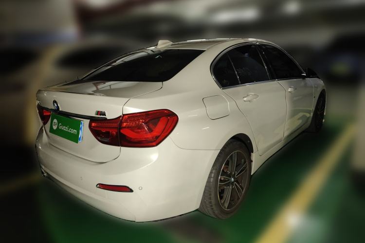 Used BMW 1 Series 2019 118i Fashion Model Rear Right 45 Deg