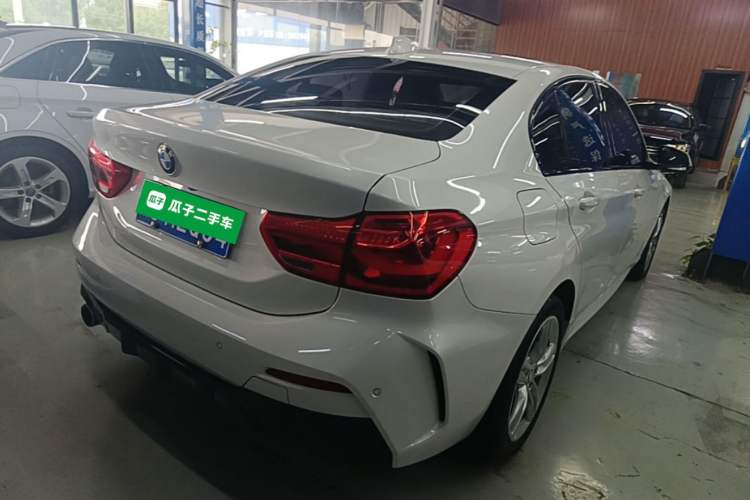 Used BMW 1 Series 2019 118i M Sport Package Rear Right 45 Deg