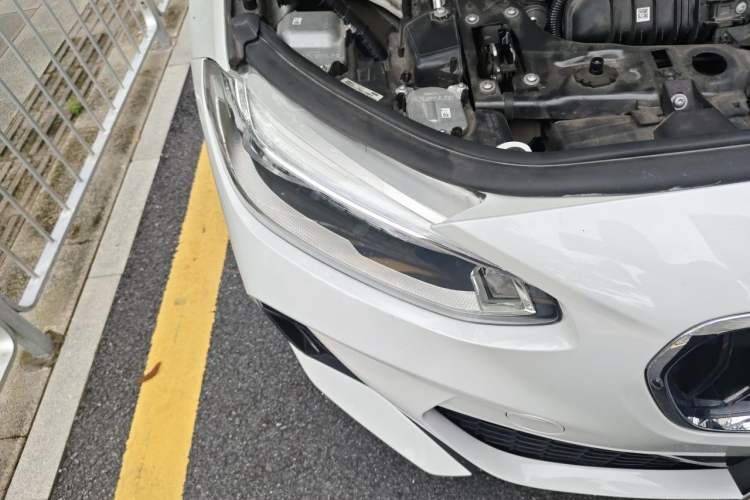 Used BMW 1 Series 2019 120i Leading Model M Sport Package Right Front Headlight