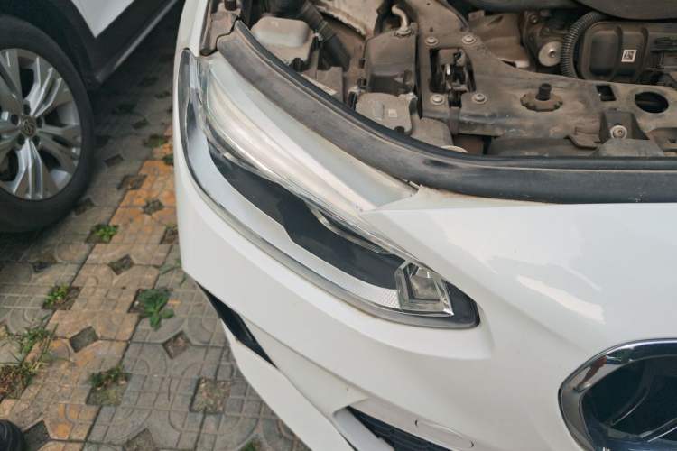 Used BMW 1 Series 2019 118i M Sport Package Right Front Headlight