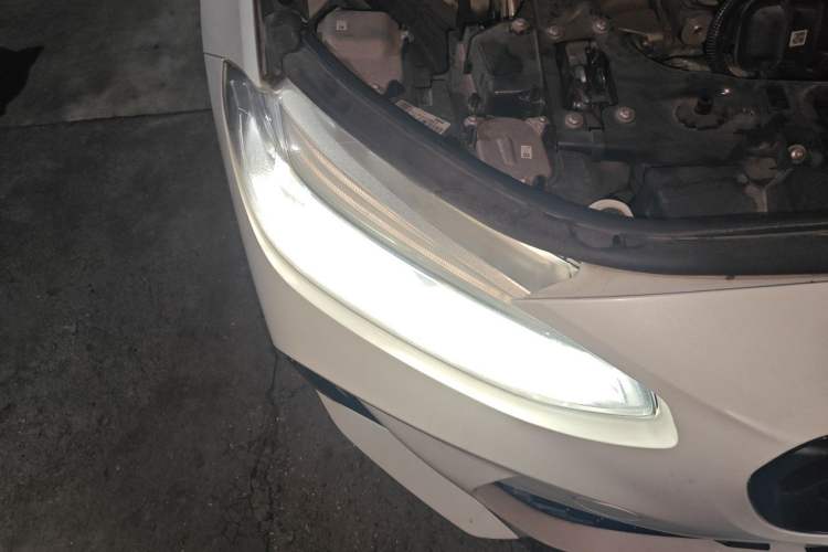 Used BMW 1 Series 2019 118i M Sport Package Right Front Headlight