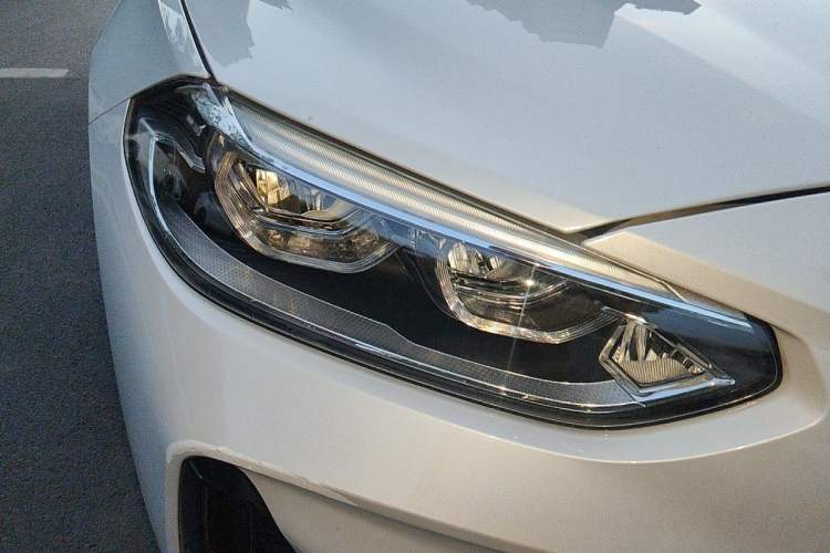 Used BMW 1 Series 2019 120i Leading Model M Sport Package Right Front Headlight