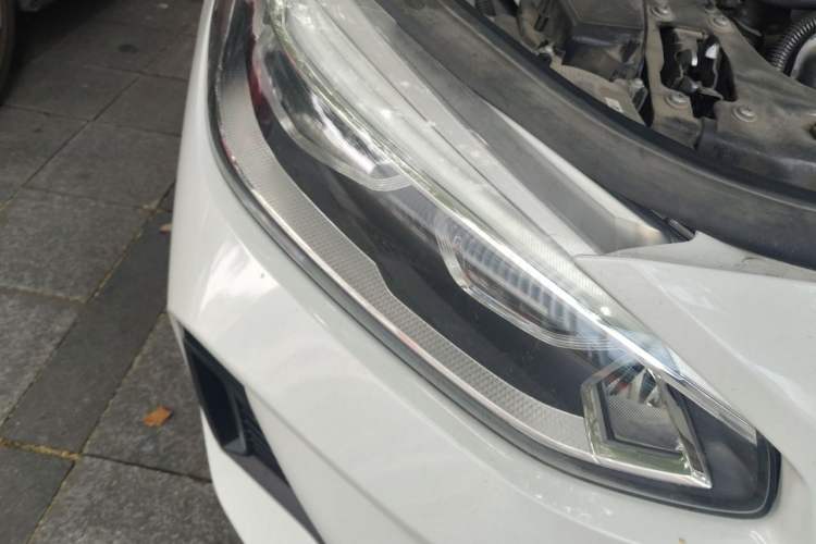 Used BMW 1 Series 2019 120i Leading Model M Sport Package Right Front Headlight