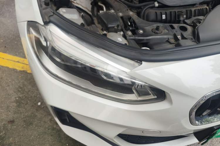 Used BMW 1 Series 2019 120i Leading Model M Sport Package Right Front Headlight