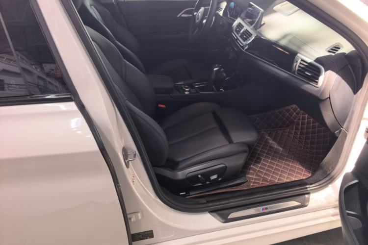 Used BMW 1 Series 2019 120i Leading Model M Sport Package Right Front Seat