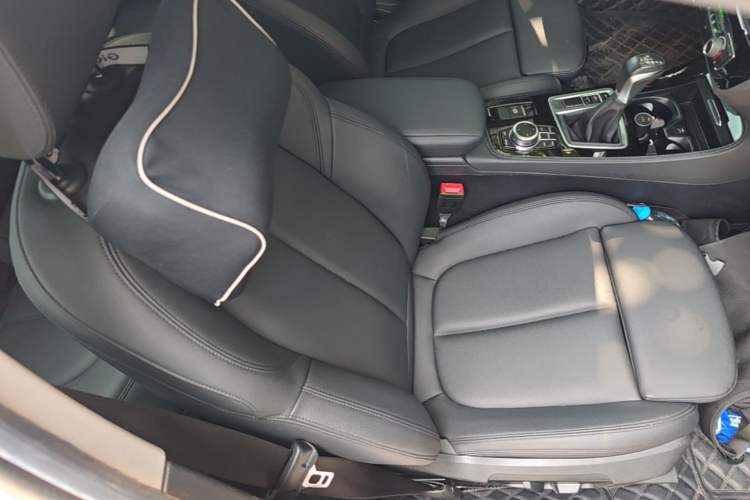 Used BMW 1 Series 2019 120i Leading Model M Sport Package Right Front Seat