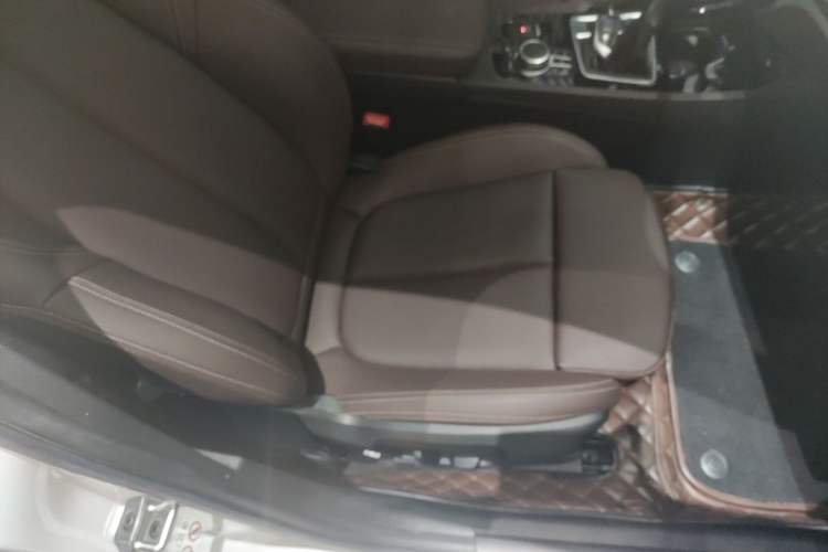 Used BMW 1 Series 2019 118i M Sport Package Right Front Seat