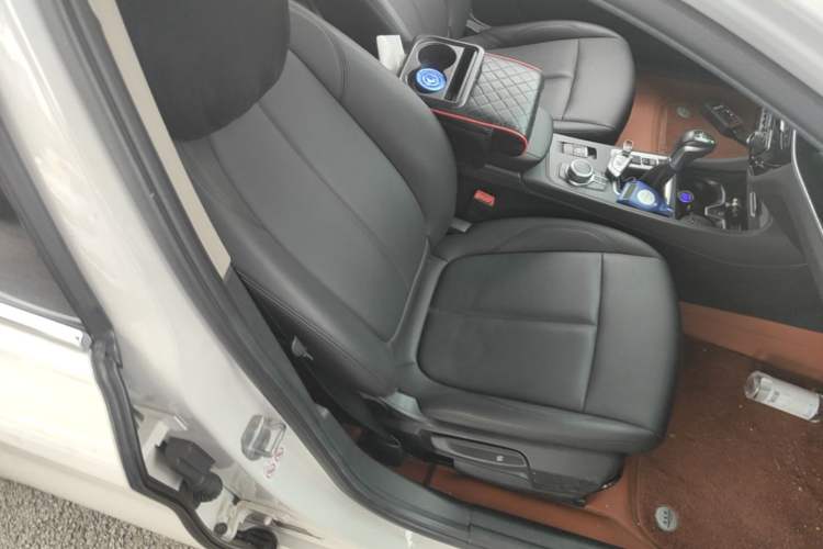 Used BMW 1 Series 2019 118i Fashion Model Right Front Seat