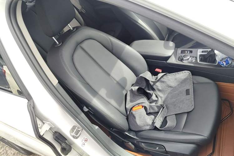 Used BMW 1 Series 2019 118i Fashion Model Right Front Seat