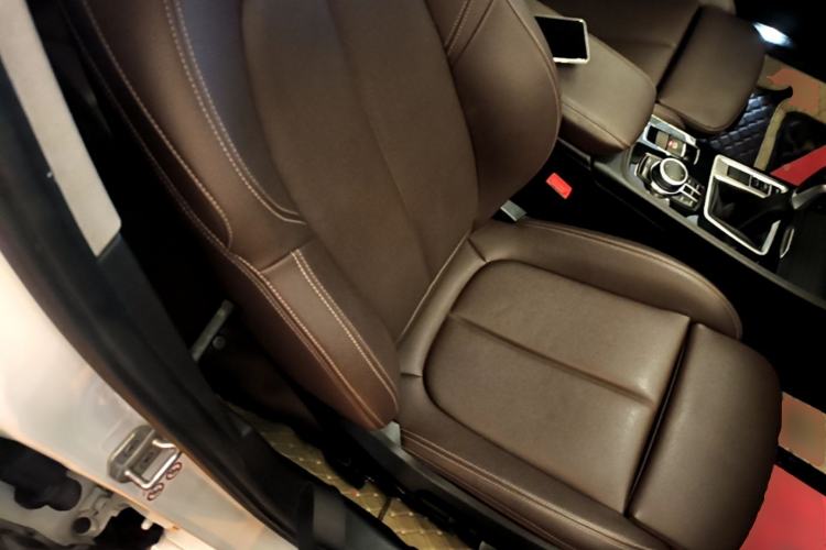Used BMW 1 Series 2019 118i M Sport Package Right Front Seat