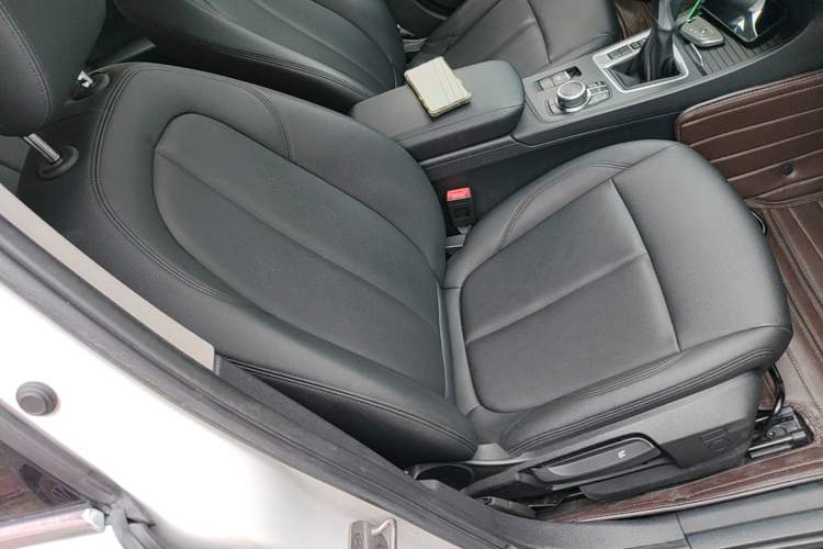 Used BMW 1 Series 2019 118i Fashion Model Right Front Seat