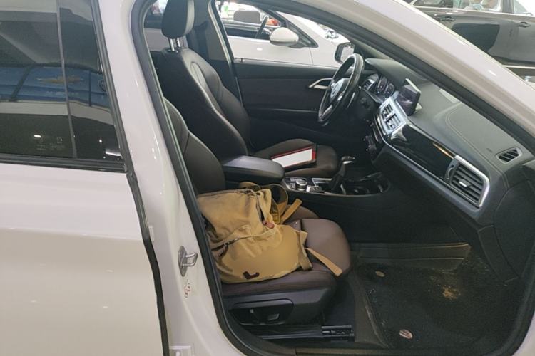Used BMW 1 Series 2019 120i Leading Model M Sport Package Right Front Seat