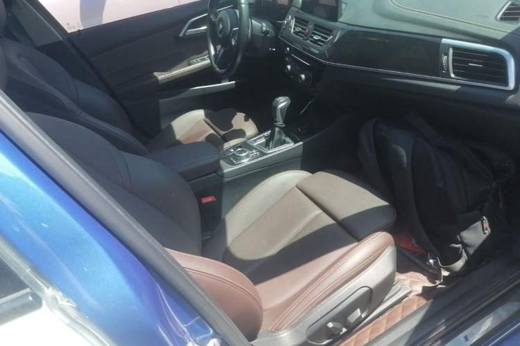 Used BMW 1 Series 2019 118i M Sport Package Right Front Seat