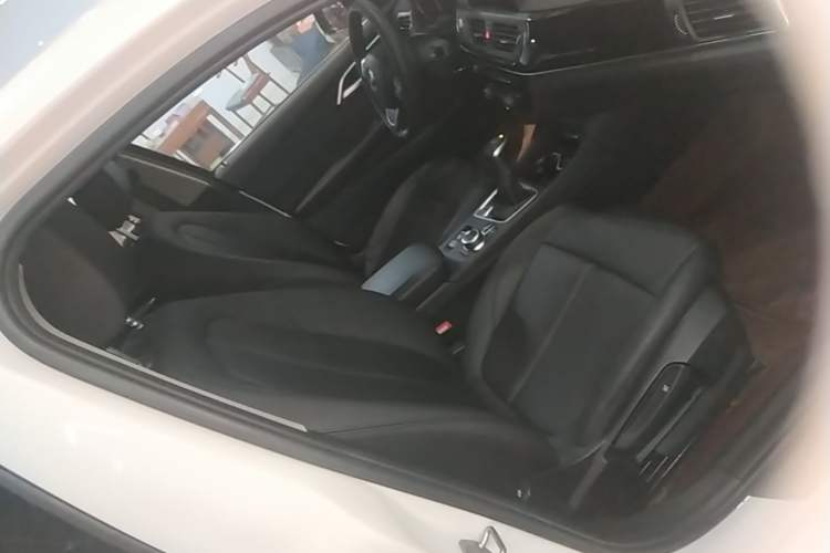 Used BMW 1 Series 2019 118i Fashion Model Right Front Seat