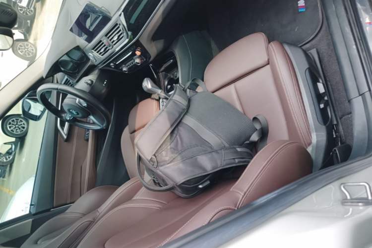 Used BMW 1 Series 2019 118i M Sport Package Right Front Seat