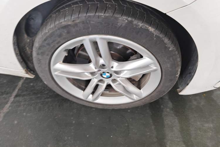 Used BMW 1 Series 2019 118i M Sport Package Right Front Wheel Hub