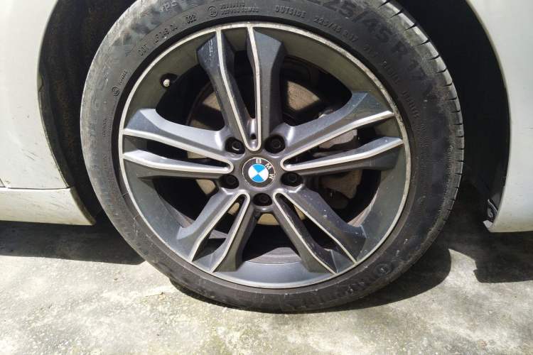 Used BMW 1 Series 2019 118i Fashion Model Right Front Wheel Hub