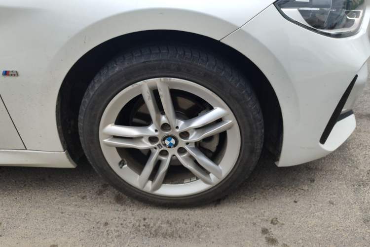 Used BMW 1 Series 2019 118i M Sport Package Right Front Wheel Hub