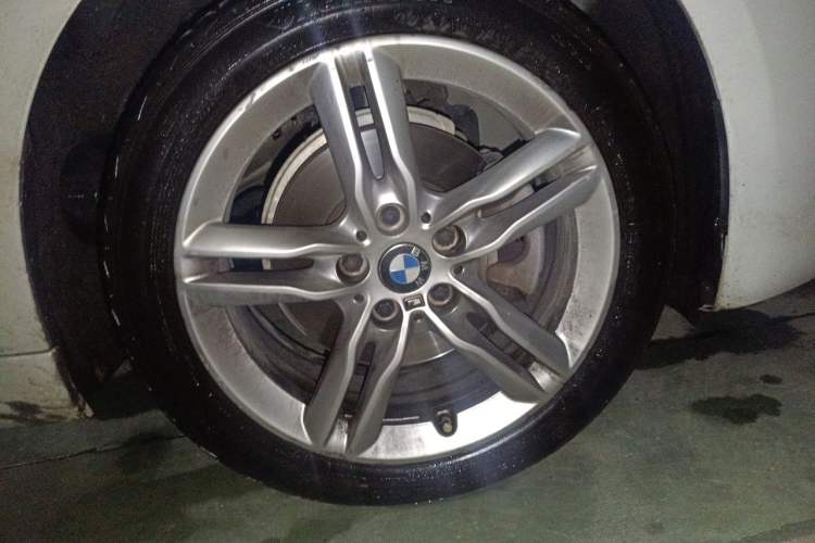 Used BMW 1 Series 2019 118i M Sport Package Right Front Wheel Hub