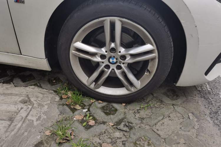 Used BMW 1 Series 2019 118i M Sport Package Right Front Wheel Hub