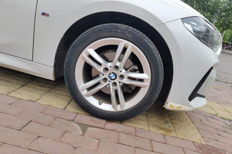 Used BMW 1 Series 2019 118i M Sport Package Right Front Wheel Hub